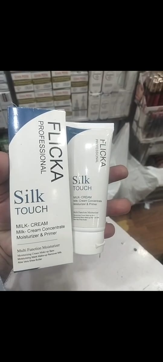Flicka Silk Touch 3-in-1 Moisturizer & Primer – image 4