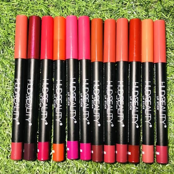 Huda Beauty Lip Pencil Set - 12 Shades – image 2