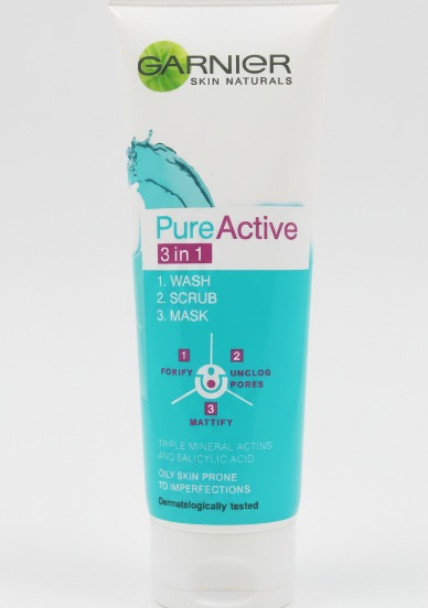Garnier 3 in 1 Pure Active Face Wash – image 3